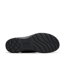 Load image into Gallery viewer, Clarks Carleigh Viola Black Nubick