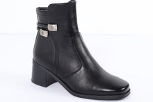 Load image into Gallery viewer, Little Empresses XYG-6 Black