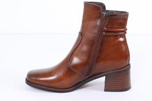 Load image into Gallery viewer, Little Empresses XYG-6 Tan