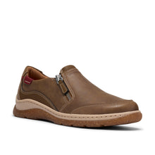Load image into Gallery viewer, Clarks Orlene Eve Walnut